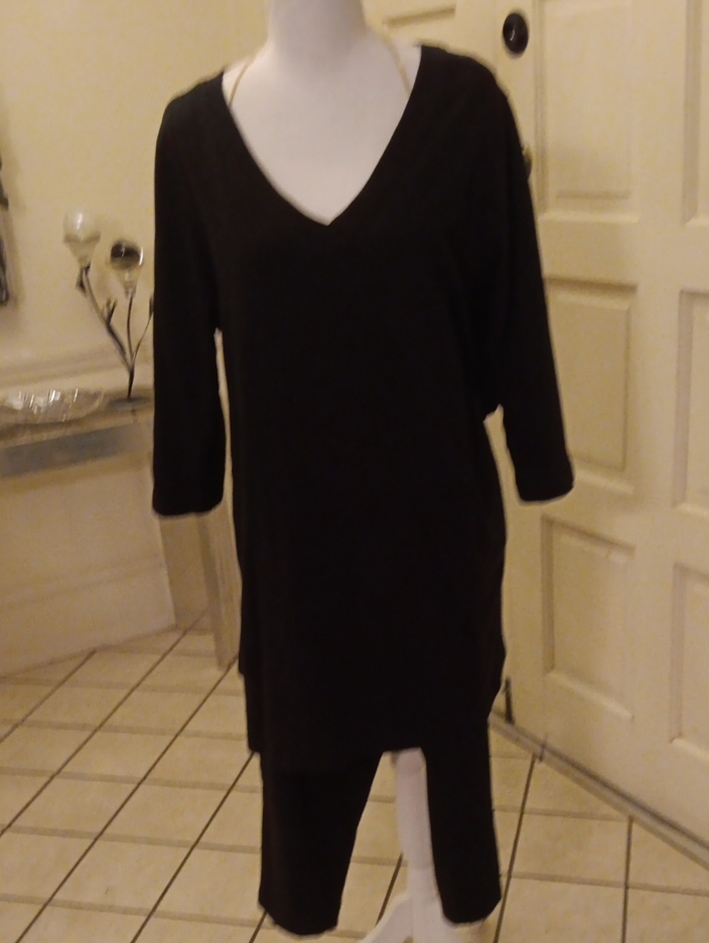 Black V-Neck Tunic Top and Slim Pants Set - Black